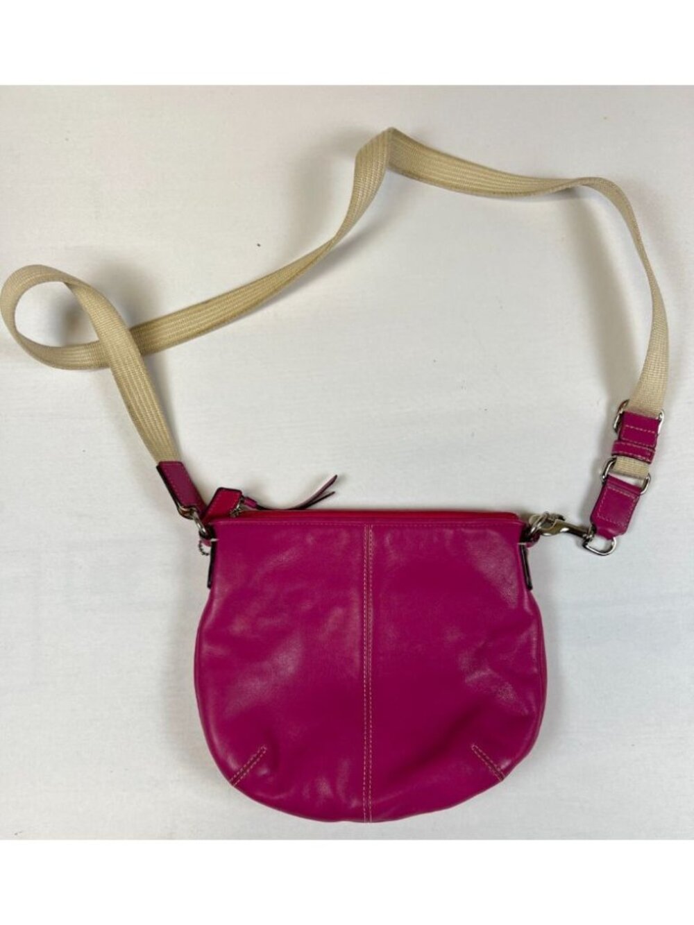 Coach Women Pink Leather Crossbody Bag Adjustable Strap Zip Closure